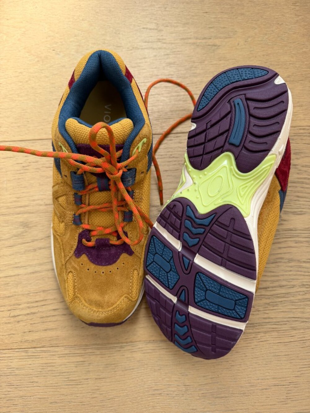 Vionic 23Walk Sneakers - Picture 3 of 3